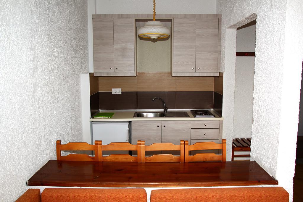 Karavos Hotel Apartments Archangelos  Room photo