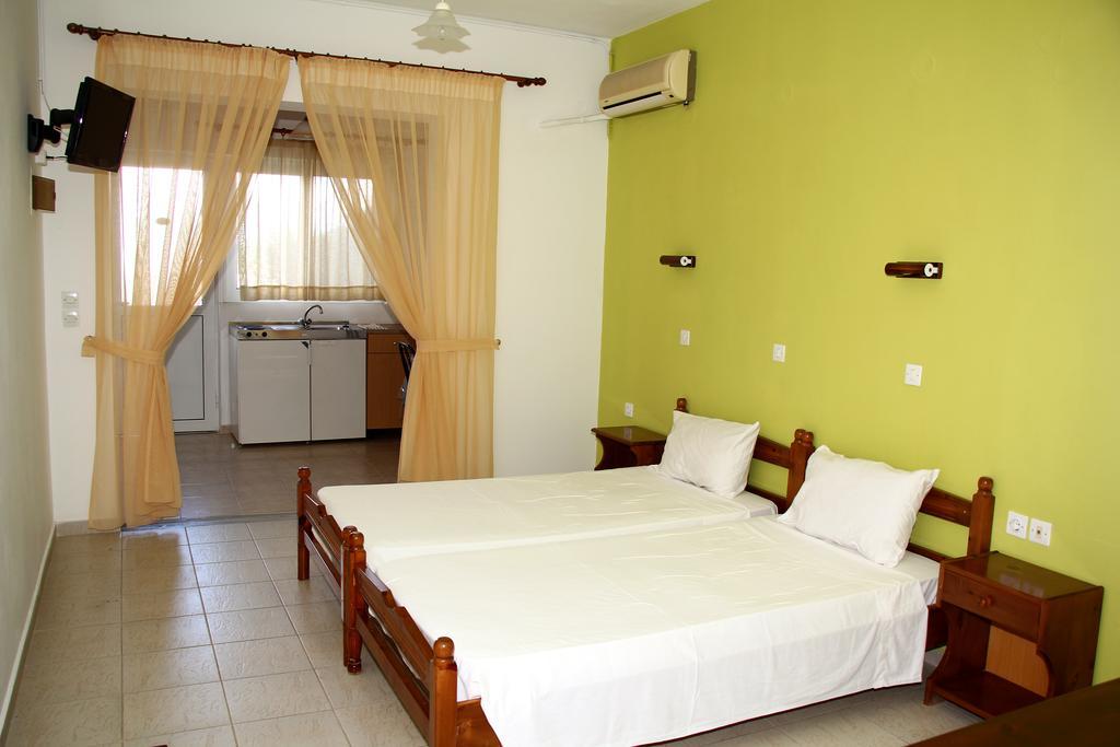 Karavos Hotel Apartments Archangelos  Room photo